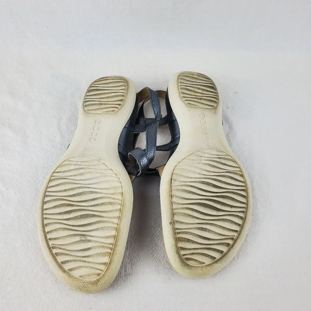 Ecco grey metallic thong sandals size 42